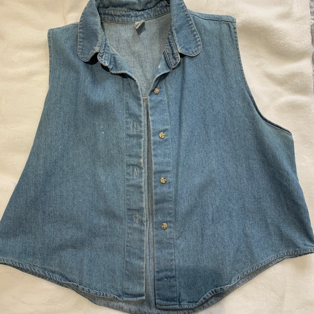 American Apparel cropped denim vest size xs/s